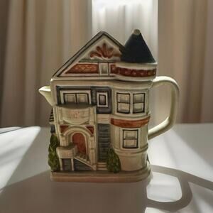 Vintage Otagiri House Teapot 1983 – Ceramic Cottage Teapot Whimsical Kitchen